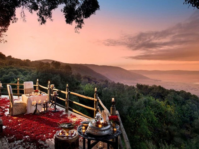 Safaris 5 Days Serengeti,…